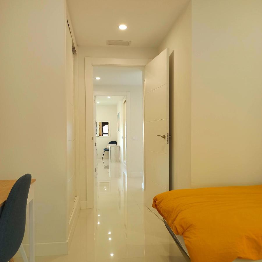 La Paloma Beach Apartment With Pool By Casa Del Sol Hr Manilva Ngoại thất bức ảnh