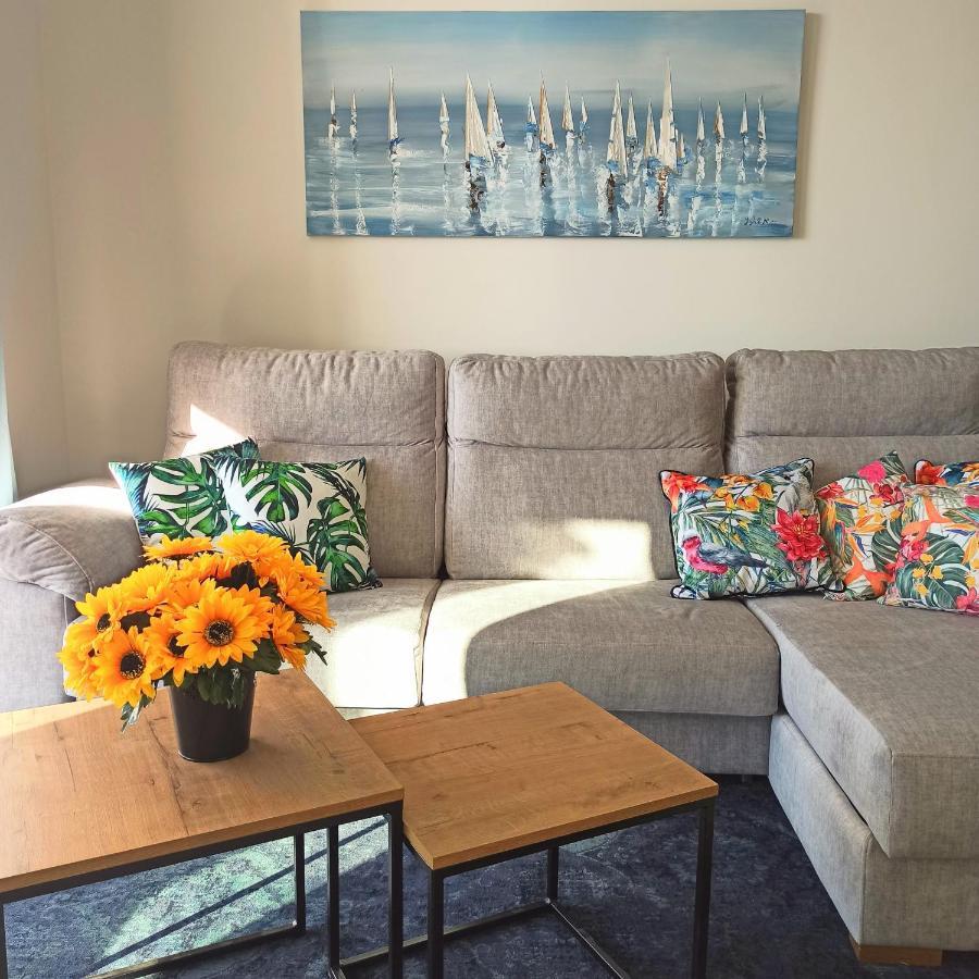 La Paloma Beach Apartment With Pool By Casa Del Sol Hr Manilva Ngoại thất bức ảnh