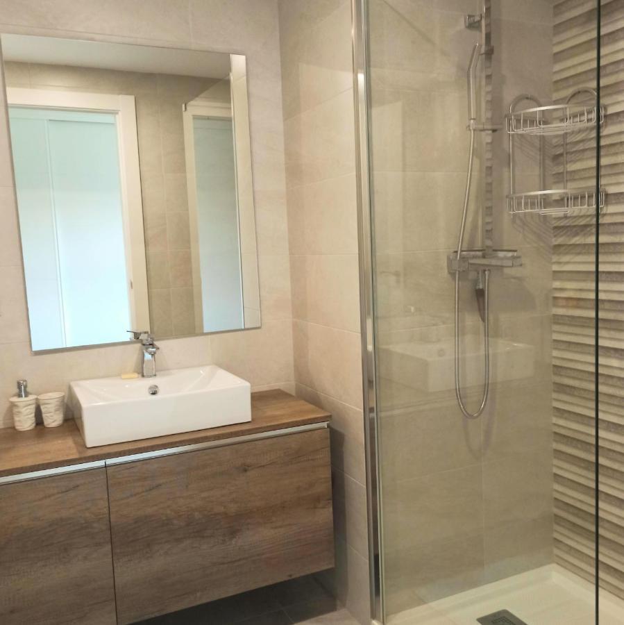 La Paloma Beach Apartment With Pool By Casa Del Sol Hr Manilva Ngoại thất bức ảnh